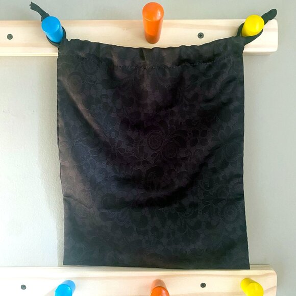 Dolce & Gabbana Black Lace Print Drawstring Dust Bag - Picture 3 of 6